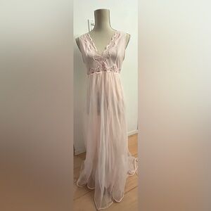 VTG 70s Pink Sheer Chiffon Nightgown ILGWU Union Label Lace Trim Lingerie